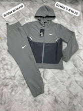 Load image into Gallery viewer, Tracksuit