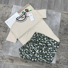 Load image into Gallery viewer, Tshirt