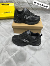 Load image into Gallery viewer, Shoes