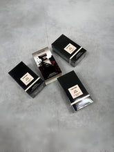 Load image into Gallery viewer, Perfume