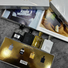 Load image into Gallery viewer, Perfume