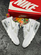 Load image into Gallery viewer, Shoes