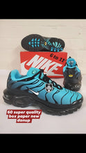 Load image into Gallery viewer, Shoes