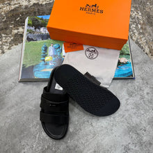 Load image into Gallery viewer, Slipper