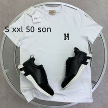 Load image into Gallery viewer, Tshirt