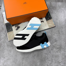 Load image into Gallery viewer, Shoes