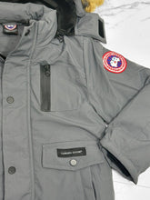 Load image into Gallery viewer, Jacket