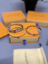 Load image into Gallery viewer, Bracelet