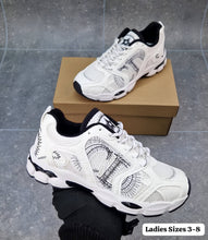 Load image into Gallery viewer, Shoes