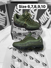Load image into Gallery viewer, Shoes