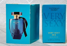 Load image into Gallery viewer, Perfume