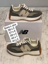 Load image into Gallery viewer, Shoes