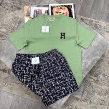 Load image into Gallery viewer, Tshirt