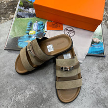 Load image into Gallery viewer, Slipper