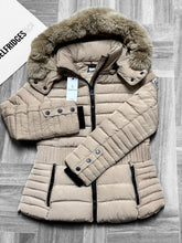 Load image into Gallery viewer, Jacket