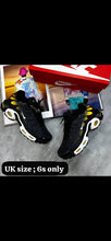 Load image into Gallery viewer, Shoes