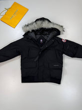 Load image into Gallery viewer, Jacket