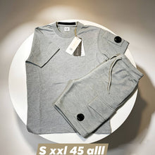 Load image into Gallery viewer, Tshirt