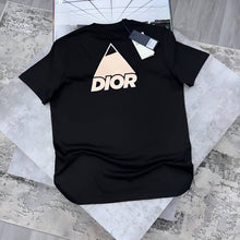 Load image into Gallery viewer, Tshirt