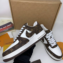 Load image into Gallery viewer, Shoes