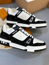 Load image into Gallery viewer, Shoes