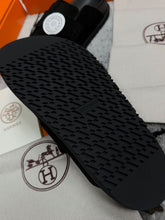 Load image into Gallery viewer, Slipper