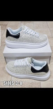 Load image into Gallery viewer, Shoes