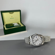 Load image into Gallery viewer, Watch