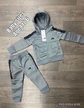 Load image into Gallery viewer, Tracksuit