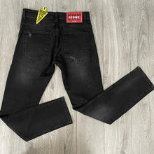 Load image into Gallery viewer, Jeans