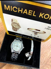 Load image into Gallery viewer, Watch