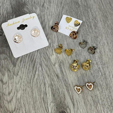 Load image into Gallery viewer, Earrings