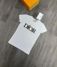 Load image into Gallery viewer, Tshirt
