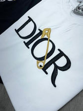 Load image into Gallery viewer, Tshirt