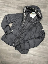 Load image into Gallery viewer, Jacket