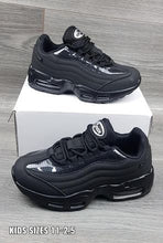 Load image into Gallery viewer, Shoes