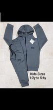 Load image into Gallery viewer, Tracksuit kids
