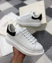 Load image into Gallery viewer, Shoes