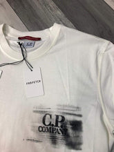 Load image into Gallery viewer, T-shirt