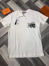 Load image into Gallery viewer, T-shirt