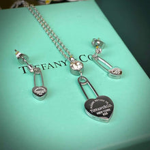 Load image into Gallery viewer, necklace