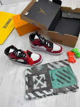 Load image into Gallery viewer, Shoes