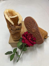 Load image into Gallery viewer, Shoes