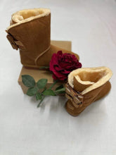 Load image into Gallery viewer, Shoes