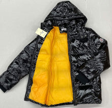 Load image into Gallery viewer, Jacket