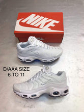 Load image into Gallery viewer, Shoes
