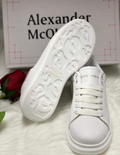 Load image into Gallery viewer, Shoes
