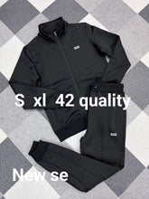 Load image into Gallery viewer, Tracksksuit