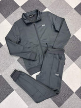 Load image into Gallery viewer, Tracksksuit