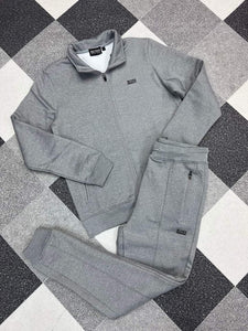 Tracksksuit
